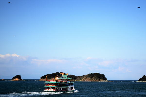 鳥羽湾めぐりとイルカ島